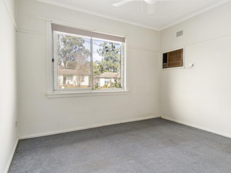 39 Lawson Street, Lalor Park NSW 2147